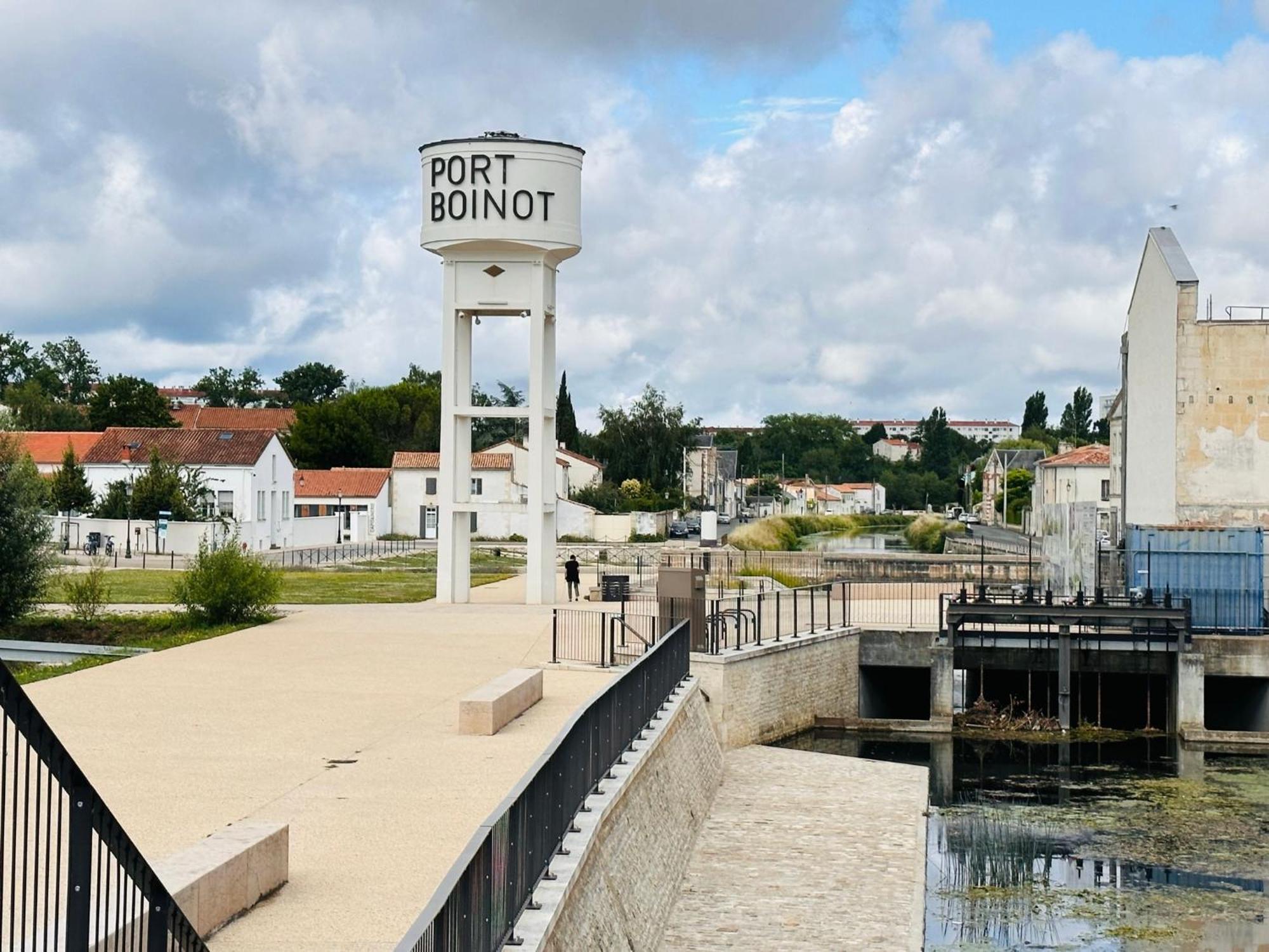 Le Petit Re, Hypercentre, Garage Prive, Terrasse Daire Niort Dış mekan fotoğraf